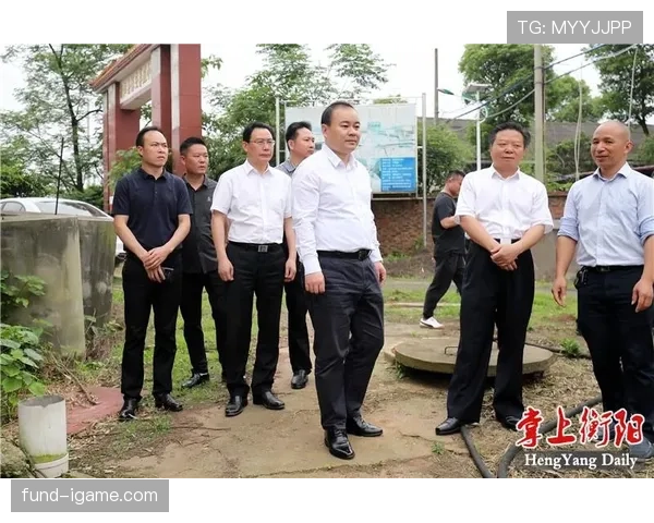 滕哈赫战术革新显成效，防守体系升级助球队状态强势回暖