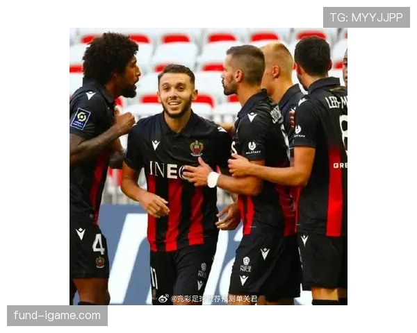 圣埃蒂安中路渗透战术奏效，高效撕裂对手防线