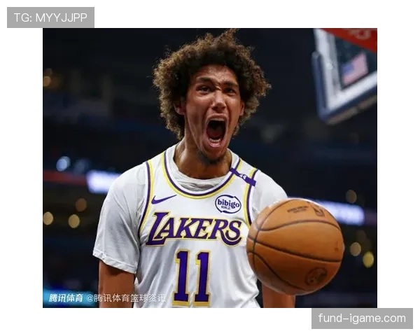 海耶斯挡拆制造突破机会提升队内得分效率显著